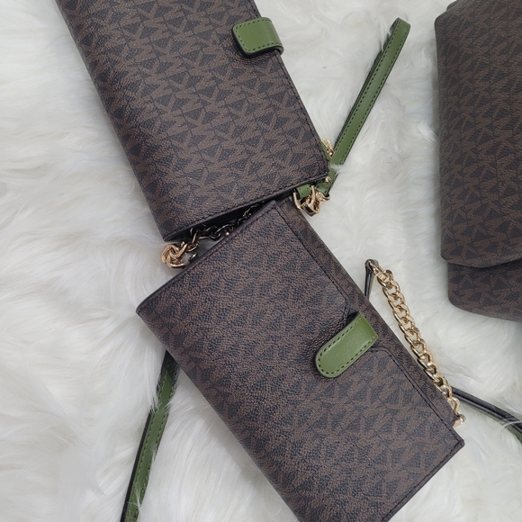 ?▪️Michael Kors▪️ Erin Small Backpack , wallet and crossbody- Evergreen Brown main image 4